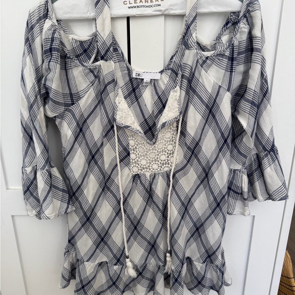 DR2 Blue and White Ruffled Sleeveless Tunic